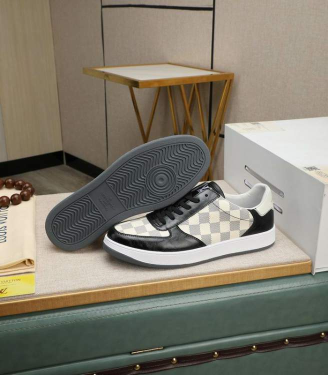 Picture of Louis Vuitton Shoes _SKULVsz38-44mnf071215438